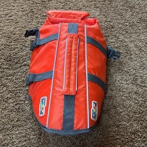 Outward Hound Vibrant Red Pet Life Vest